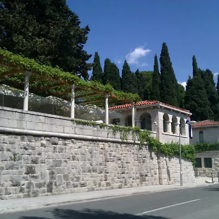Apartmán Oasis *